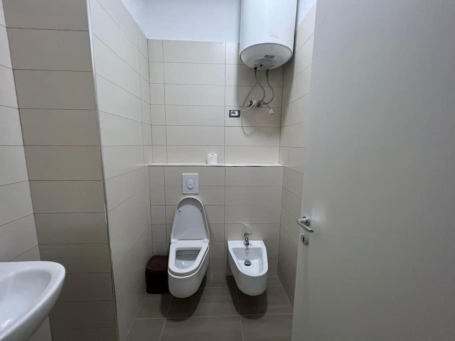 Thyamis Apartment *